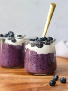 this image is showing berry chia pudding providing perfect diet plan for diabetic patients 